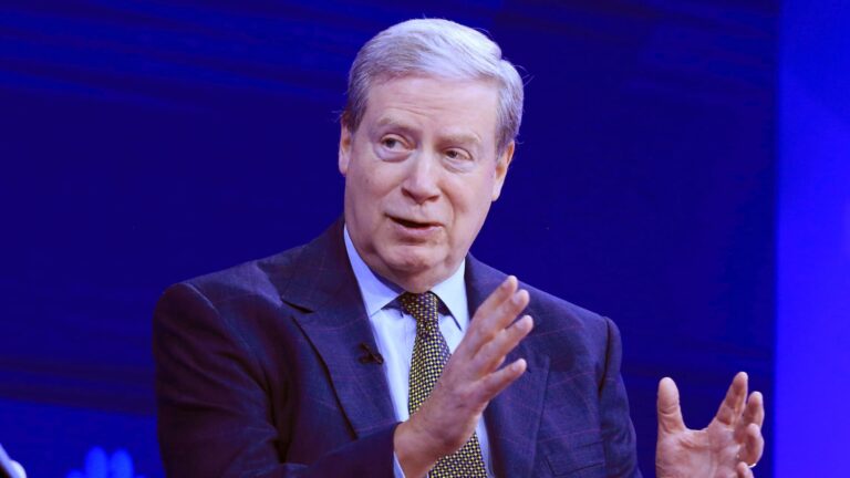 Stanley Druckenmiller says ‘animal spirits’ are back on the market because of Trump’s ‘dizzy’ CEO