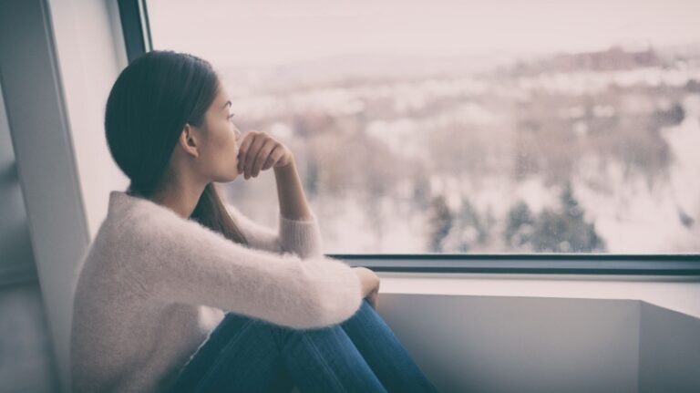 7 ways to help your employees survive the winter blues