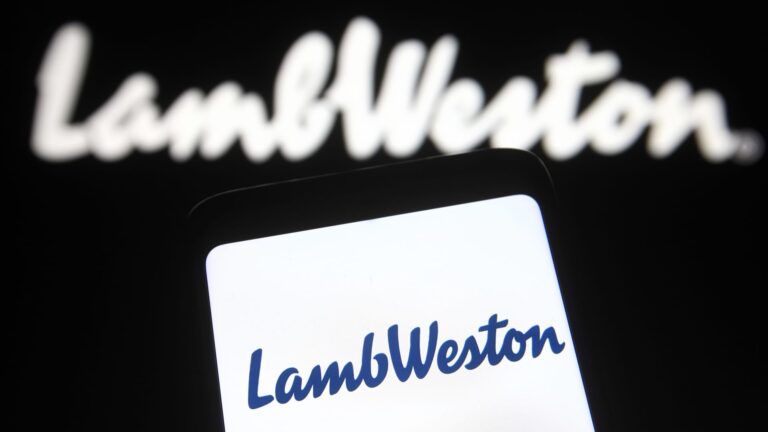 Stocks with the biggest price movements at noon: DRI, MU, LW, HIMS