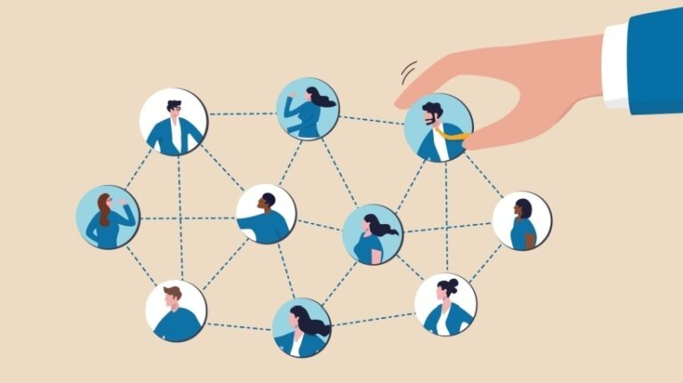 HR strategy: Developing an effective strategy for 2025