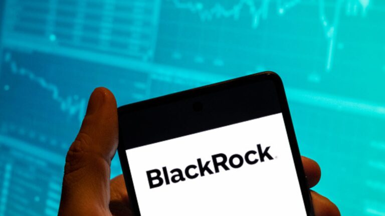 Stocks with the biggest moves pre-market: GS, WFC, RGTI META