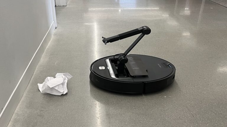 Chinese robot vacuum cleaner Roborock unveils AI-powered robot arm