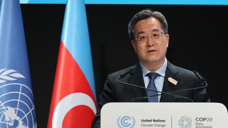 China’s vice prime minister warns there are no winners in trade war as Trump threatens tariffs