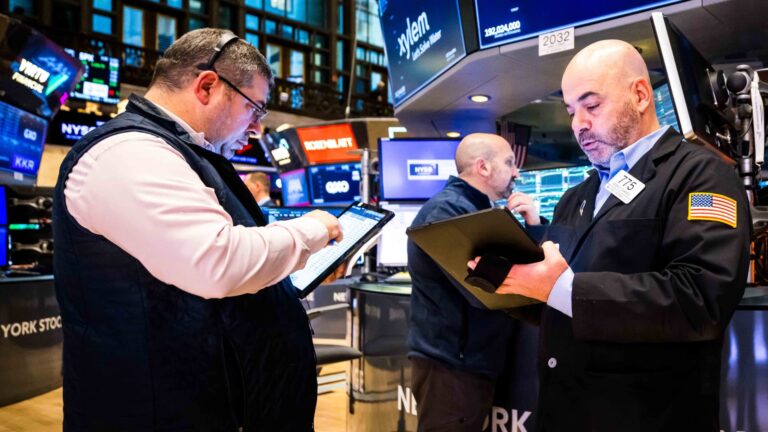 Stock pickers are record-breaking. Don’t be fooled, says the index fund guru.