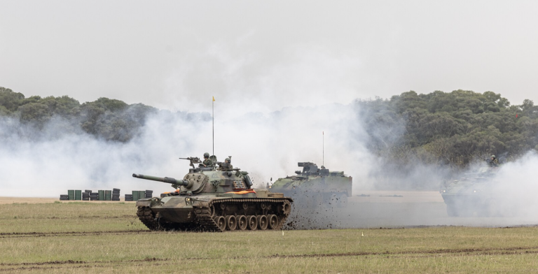 A meaningless war – Econrib