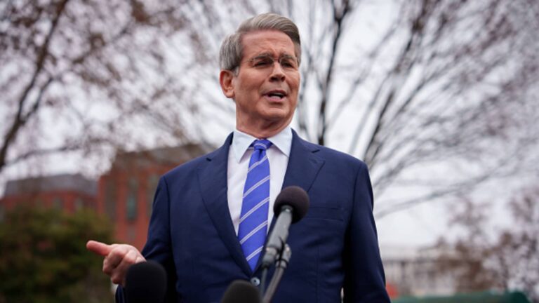 Treasury Secretary Bescent says the market issue is more about selling tech stocks than Trump’s tariffs