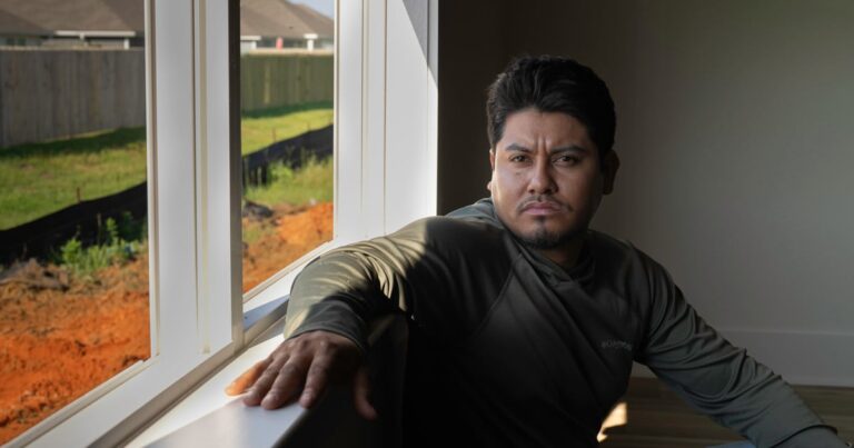 Democrats to investigate detention of American citizens by immigration officials — ProPublica