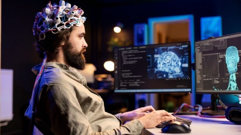 Neuroadaptive learning and brain-computer interfaces