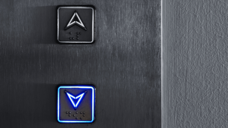 Agents, stay strong. Mortgage rates are near their lowest levels in three years.