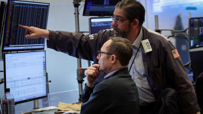 UBS downgrades the US stock market. Here’s what investment banks are concerned about