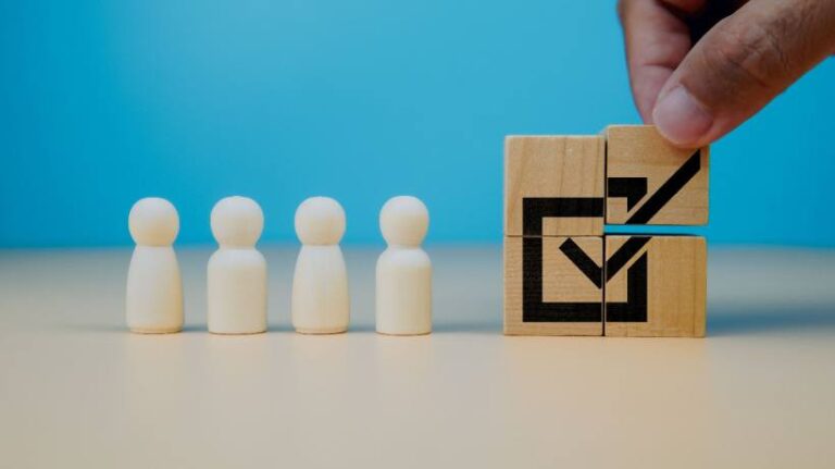 Are your training completion rates low? 7 Strategies to Fix Them