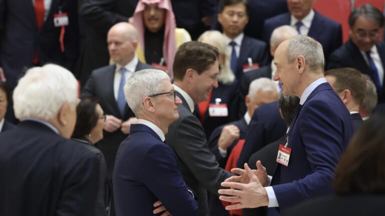 China Development Forum welcomes U.S. executives’ market drive shake-up