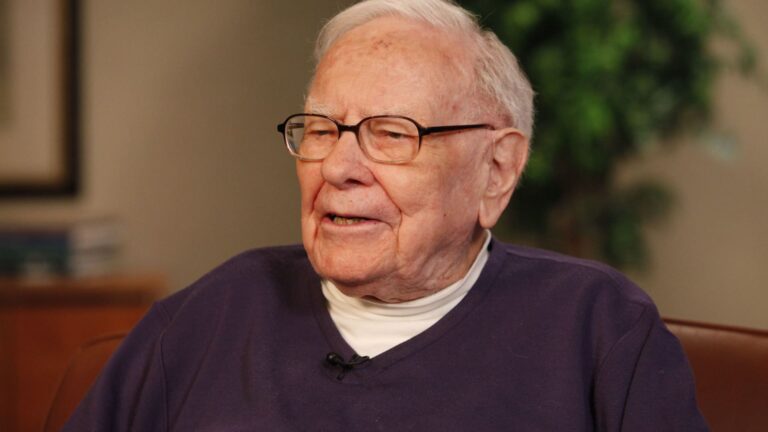 Warren Buffett says Iranian bomb will make it difficult to avoid nuclear disaster