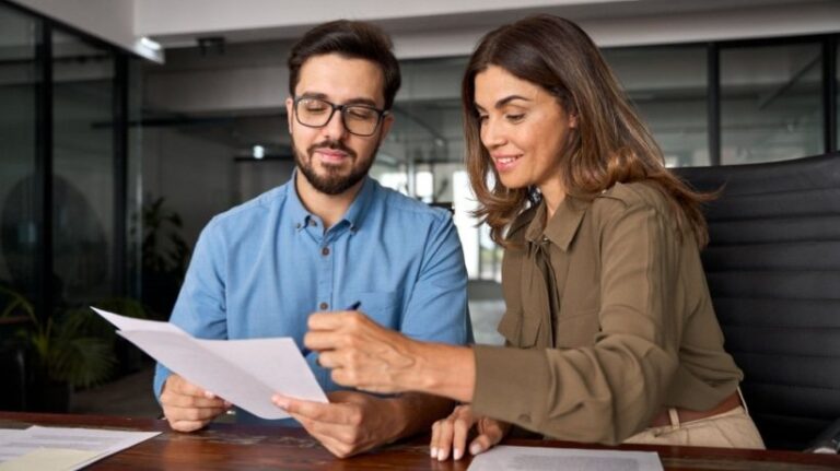 LMS Vs. LXP: A Complete Comparison For L&D Professionals