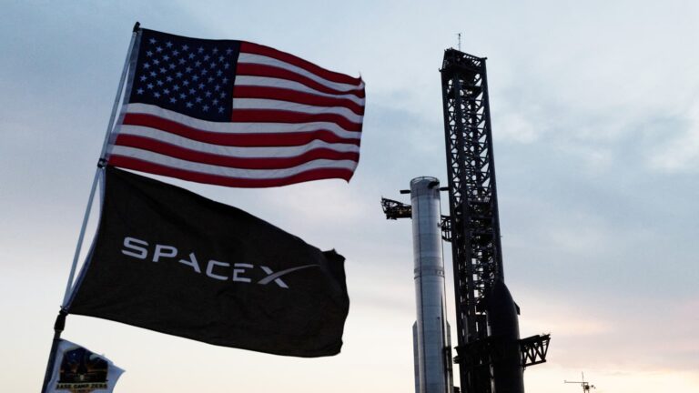 SpaceX’s early investors will benefit from this