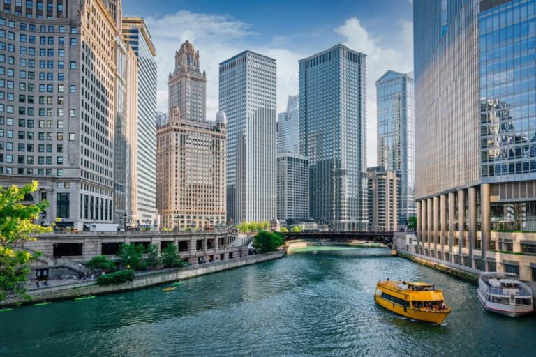 What you need to know before moving to Chicago